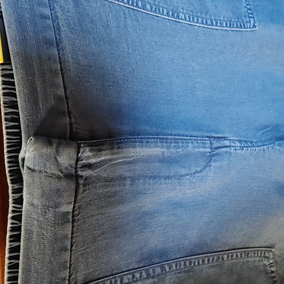 💚Reitmans Denim Slim Jeans Size 16 Petite NWT - Picture 3 of 12